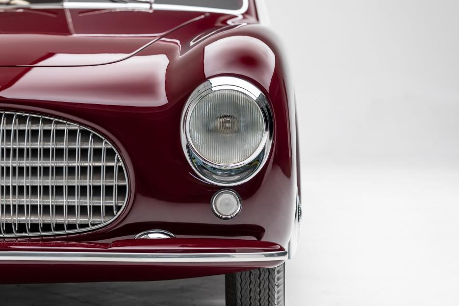 Детали экстерьера Cisitalia 202 1947 года  (фото 25 из 40)